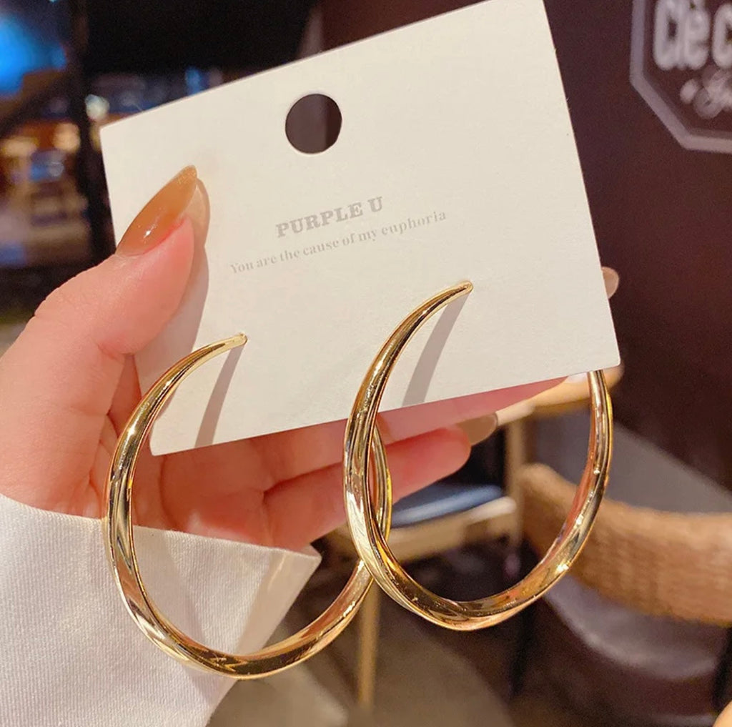 Gold hoop